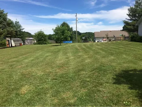 19033 Tate Drive Abingdon Va 24210, Abingdon, VA 24210 photo 2