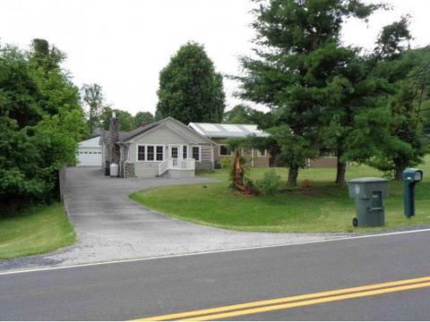 1036 Cummins, Abingdon, VA 24211 photo 1