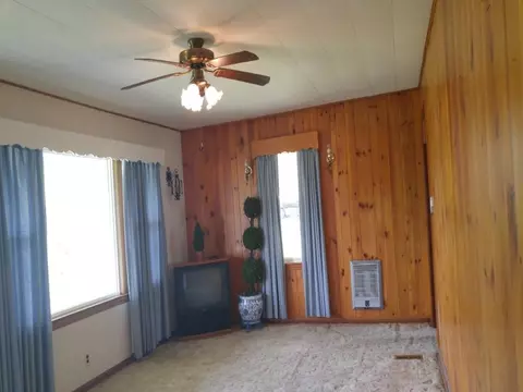 800 Fairlane Drive Erwin Tn 37650, Erwin, TN 37650 photo 2