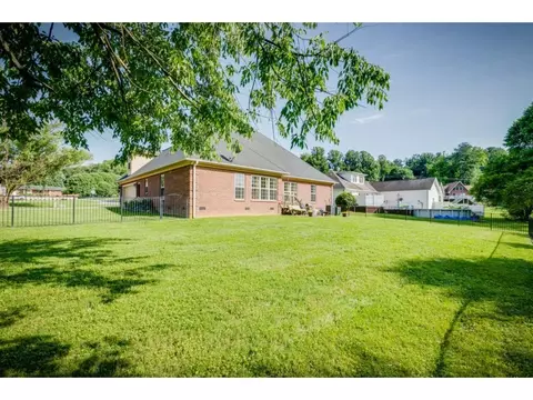 107 Old Farm Road Erwin Tn 37650, Erwin, TN 37650 photo 35