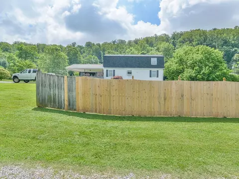 229 New Avenue Erwin Tn 37650, Erwin, TN 37650 photo 6