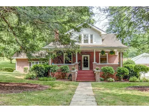 1808 Main Avenue Erwin Tn 37650, Erwin, TN 37650 photo 2
