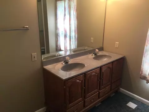 148 Ruby Avenue Elizabethton Tn 37643, Elizabethton, TN 37643 photo 17