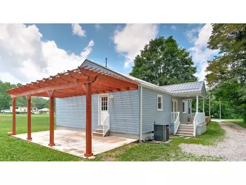 256 Elliott Erwin Tn 37650, Erwin, TN 37650 photo 5