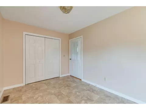 106 Robbins Avenue Erwin Tn 37650, Erwin, TN 37650 photo 10