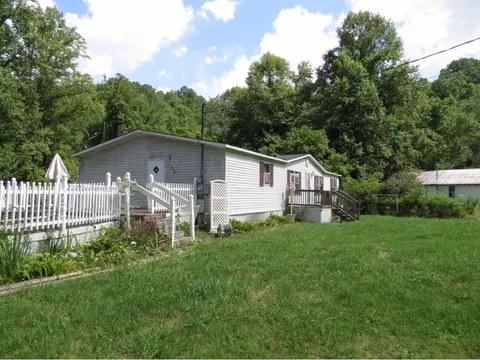 5450 Fork Road Pound Va 24279, Pound, VA 24279 photo 2