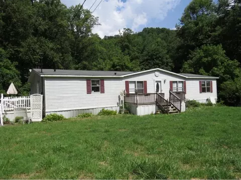 5450 Fork Road Pound Va 24279, Pound, VA 24279 photo 4