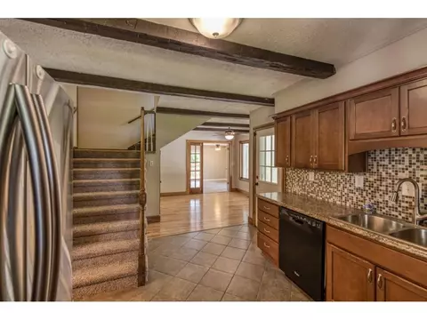 201 Robin Road Bristol Tn 37620, Bristol, TN 37620 photo 10
