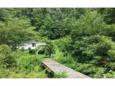 425 Coffee Ridge Road Erwin Tn 37650, Erwin, TN 37650 photo 2