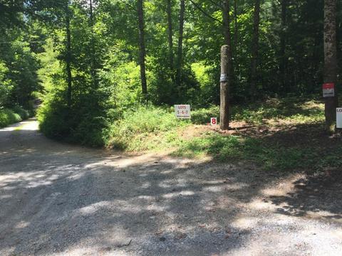 104 Cub Den Ln, Hampton, TN 37658 photo 1