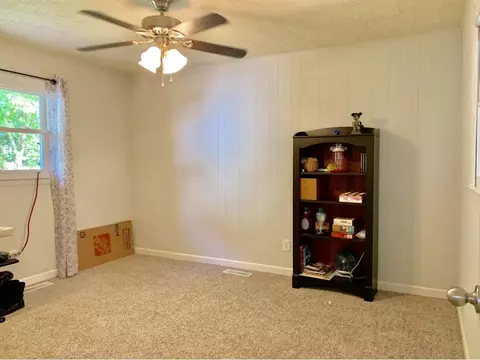 287 Cedar Point Johnson City Tn 37615, Johnson City, TN 37615 photo 19