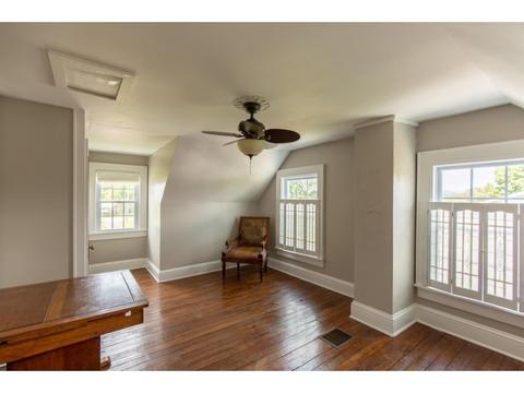 421 Maple Street Glade Spring Va 24340, Glade Spring, VA 24340 photo 14