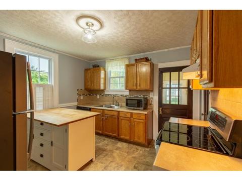 421 Maple Street Glade Spring Va 24340, Glade Spring, VA 24340 photo 8