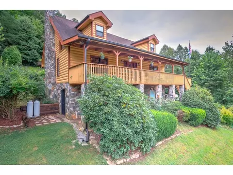 311 Hampton View Drive Hampton Tn 37658, Hampton, TN 37658 photo 1