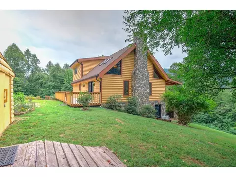 311 Hampton View Drive Hampton Tn 37658, Hampton, TN 37658 photo 8
