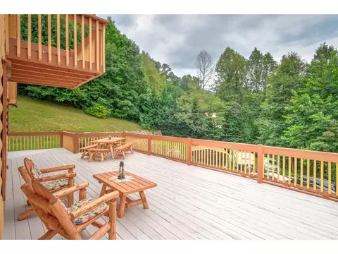 311 Hampton View Drive Hampton Tn 37658, Hampton, TN 37658 photo 11