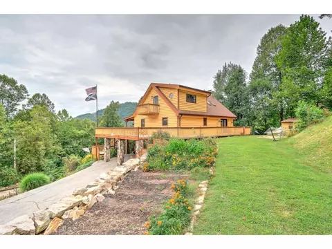 311 Hampton View Drive Hampton Tn 37658, Hampton, TN 37658 photo 6