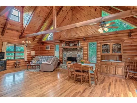 311 Hampton View Drive Hampton Tn 37658, Hampton, TN 37658 photo 18