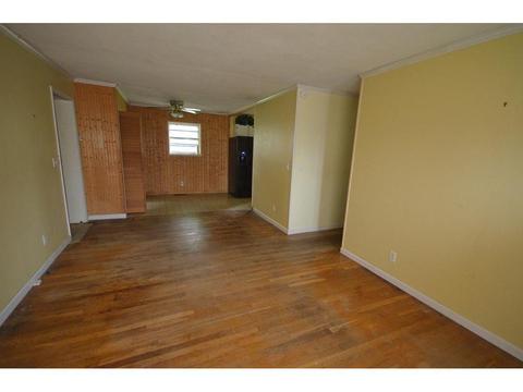 129 Lamar Avenue Gray Tn 37615, Gray, TN 37615 photo 2