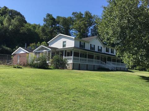 6724 Dewey Road Pound Va 24279, Pound, VA 24279 photo 1