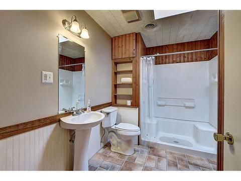 611 Swimming Pool Road Hampton Tn 37658, Hampton, TN 37658 photo 20