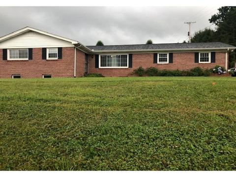 21 Gilmer St, Lebanon, VA 24266 photo 1