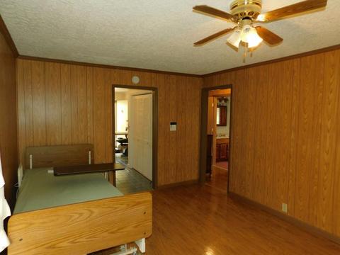 939 Clark Street Bristol Va 24201, Bristol, VA 24201 photo 4