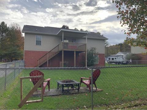 718 Roberts Street Erwin Tn 37650, Erwin, TN 37650 photo 3