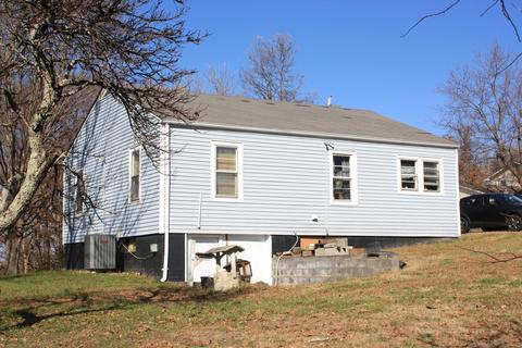 310 Pine Street Greeneville Tn 37745, Greeneville, TN 37745 photo 2