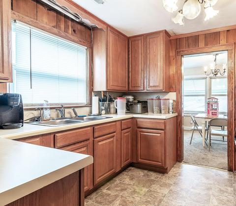 313 Sioux Road Road Bristol Va 24201, Bristol, VA 24201 photo 3