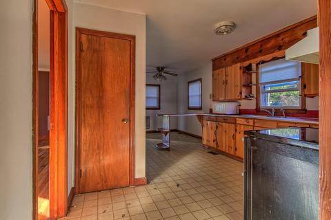 103 Tilson Avenue Hampton Tn 37658, Hampton, TN 37658 photo 21