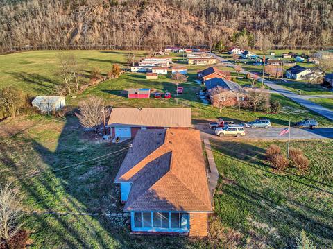103 Tilson Avenue Hampton Tn 37658, Hampton, TN 37658 photo 9