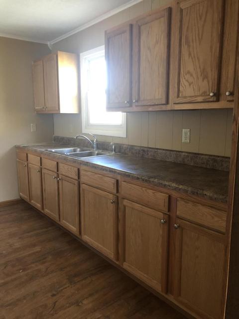 115 E Riverview Avenue Watauga Tn 37694, Watauga, TN 37694 photo 4