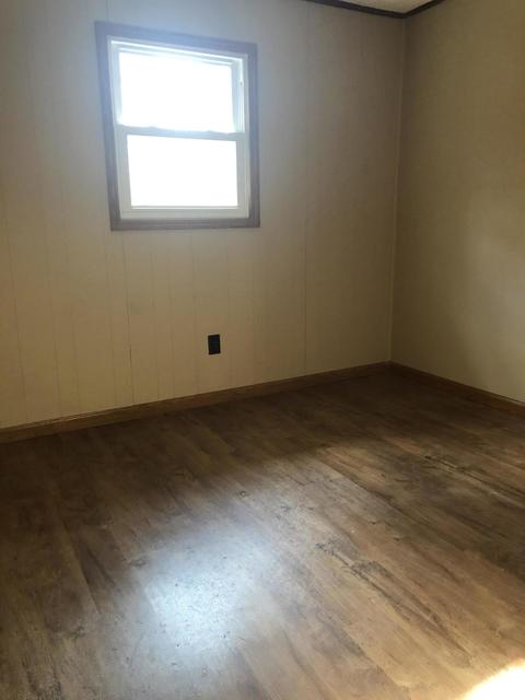 115 E Riverview Avenue Watauga Tn 37694, Watauga, TN 37694 photo 6