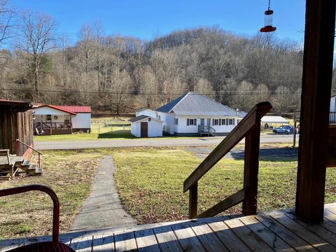 4930 Couch Road Coeburn Va 24230, Coeburn, VA 24230 photo 2
