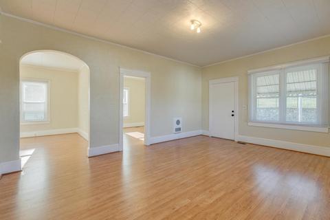 309 Academy Street Erwin Tn 37650, Erwin, TN 37650 photo 7
