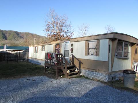 104 Nave Drive, Hampton, TN 37658 photo 12