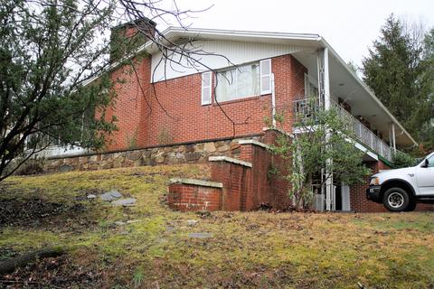660 New Avenue Erwin Tn 37650, Erwin, TN 37650 photo 5