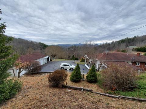 102 Pitt Road Spruce Pine Nc 28777, Spruce Pine, NC 28777 photo 1