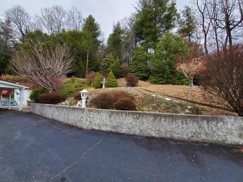 102 Pitt Road Spruce Pine Nc 28777, Spruce Pine, NC 28777 photo 7