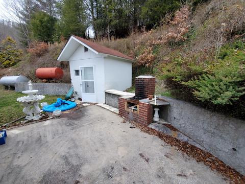 102 Pitt Road Spruce Pine Nc 28777, Spruce Pine, NC 28777 photo 38