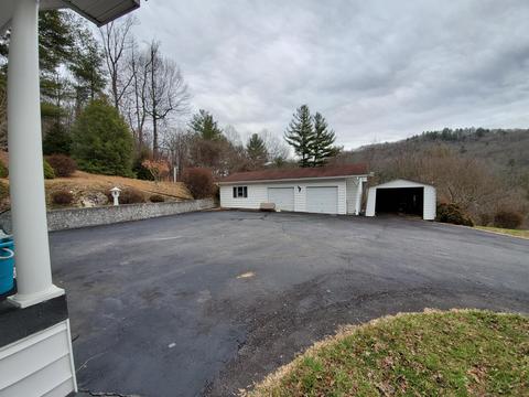 102 Pitt Road Spruce Pine Nc 28777, Spruce Pine, NC 28777 photo 18