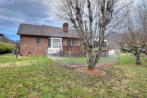 210 Greenbriar Drive Hampton Tn 37658, Hampton, TN 37658 photo 49