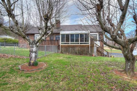 210 Greenbriar Drive Hampton Tn 37658, Hampton, TN 37658 photo 54