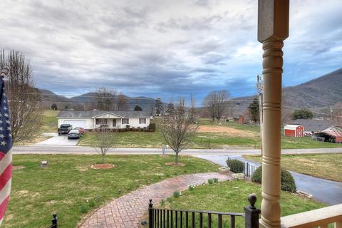210 Greenbriar Drive Hampton Tn 37658, Hampton, TN 37658 photo 11