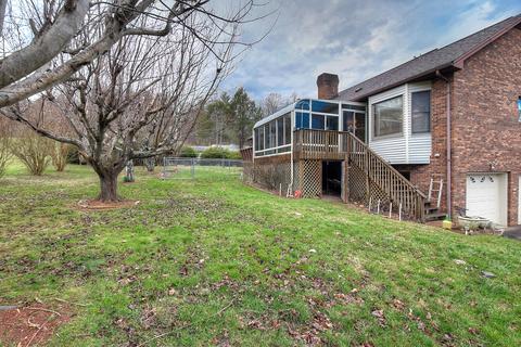 210 Greenbriar Drive Hampton Tn 37658, Hampton, TN 37658 photo 48