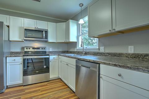 1010 Stanbery Circle Greeneville Tn 37745, Greeneville, TN 37745 photo 9