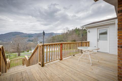135 Tolley Ln Lane Na Erwin Tn 37650, Erwin, TN 37650 photo 28
