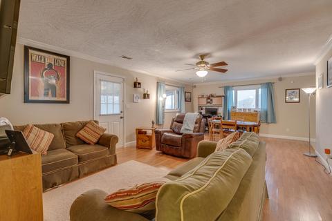 135 Tolley Ln Lane Na Erwin Tn 37650, Erwin, TN 37650 photo 7