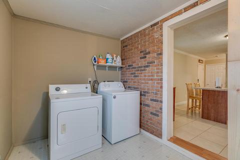 135 Tolley Ln Lane Na Erwin Tn 37650, Erwin, TN 37650 photo 16